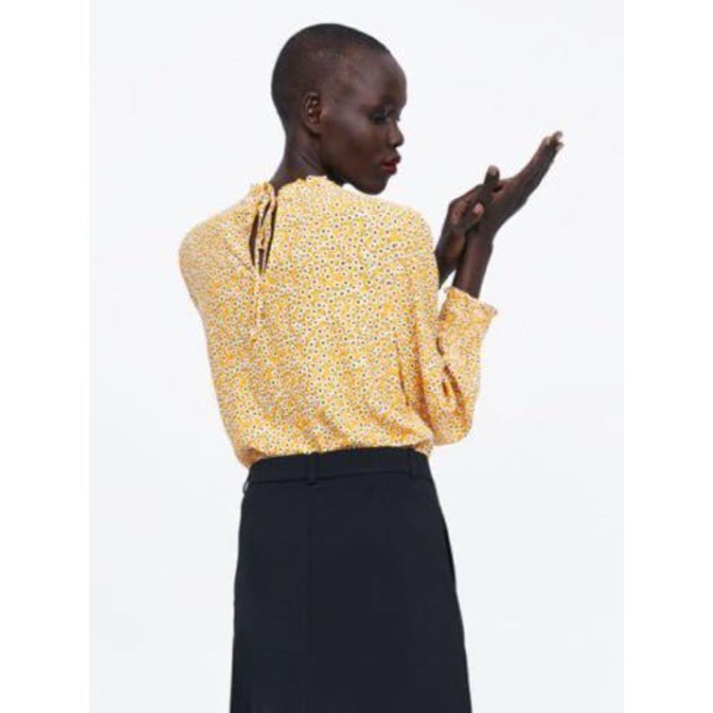 ZARA Floral Pleated Blouse Sz Medium
